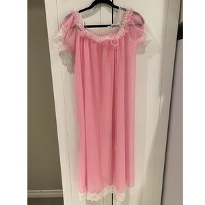 Vintage frilly nightgown